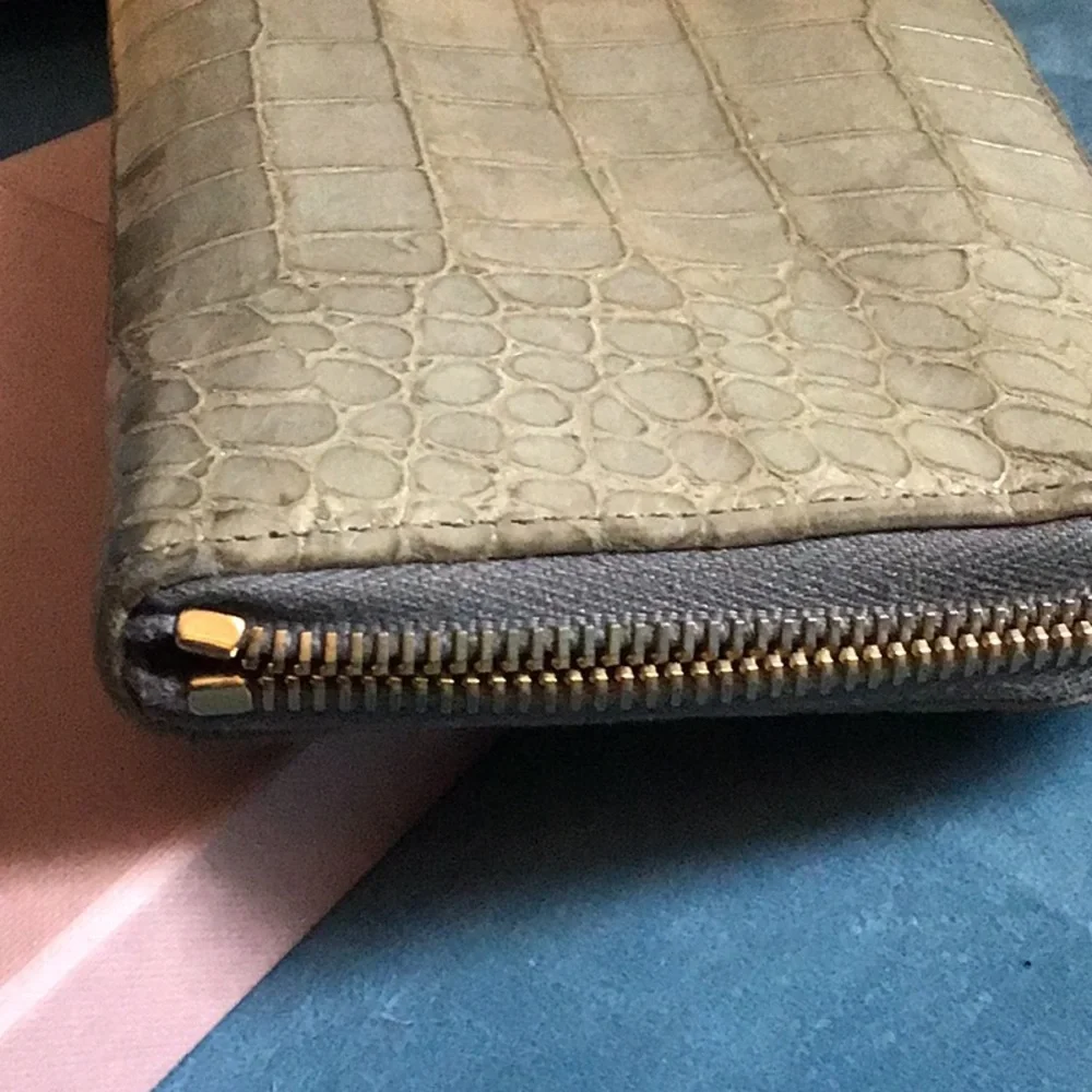 Miu Miu authentic zip around wallet - Picture 7 of 14